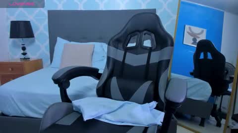 Alyda Jaramillo online show from 9, 2, 2026