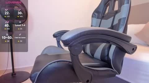 Snapshot of ayla13_ chatting on 30, 4, 2026 Alyda Jaramillo online show from 30, 4, 2026