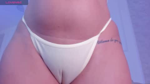 Snapshot of ayla13_ chatting on 19, 5, 2026 Alyda Jaramillo online show from 19, 5, 2026