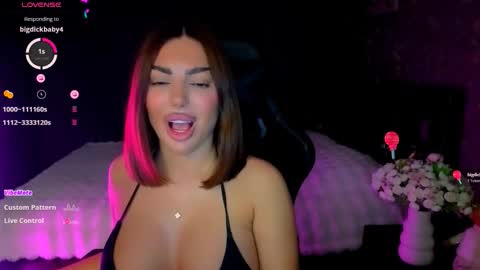  Ayla Demir  online show from 9, 2, 2026