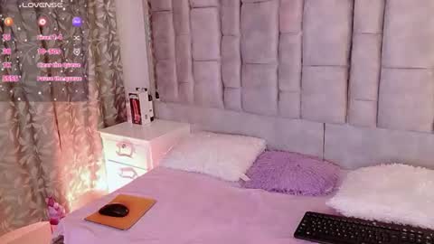 Snapshot of ayla_han chatting on 8, 7, 2026 ayla_han online show from 8, 7, 2026