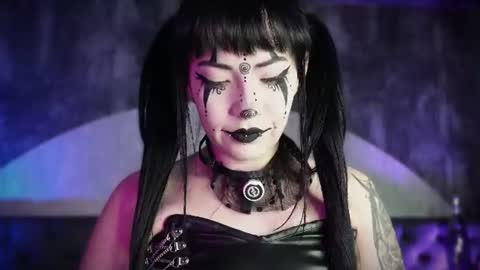 Snapshot of aylen_darkmoor chatting on 19, 6, 2026 Aylen online show from 19, 6, 2026