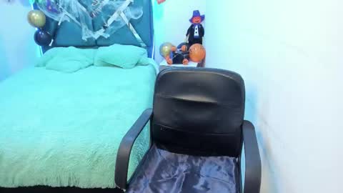 Snapshot of aylin_diazz chatting on 27, 10, 2025 Aylin online show from 27, 10, 2025