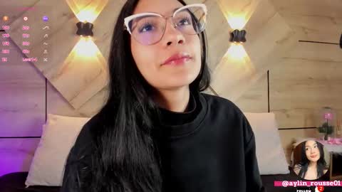 Snapshot of aylin_rousse chatting on 23, 10, 2025 ayllin online show from 23, 10, 2025