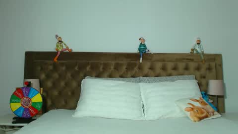 Aylin online show from 4, 11, 2025