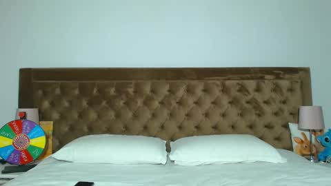 Aylin online show from 4, 4, 2026