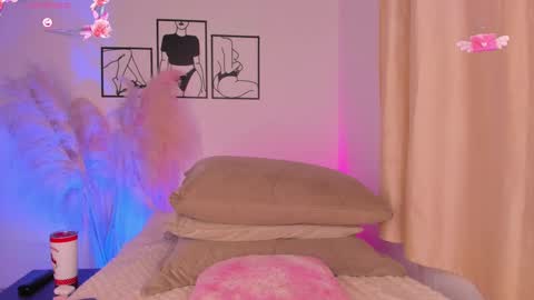 Aylin  online show from 22, 9, 2025