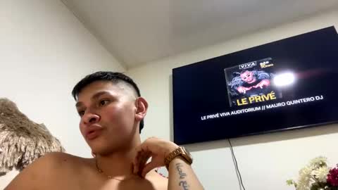 Snapshot of aysel1290 chatting on 28, 1, 2025 aysel1290 online show from 28, 1, 2025