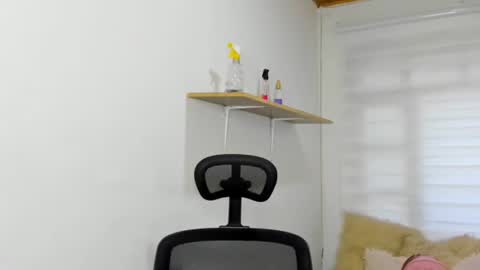 aysha_winxx online show from 17, 10, 2025