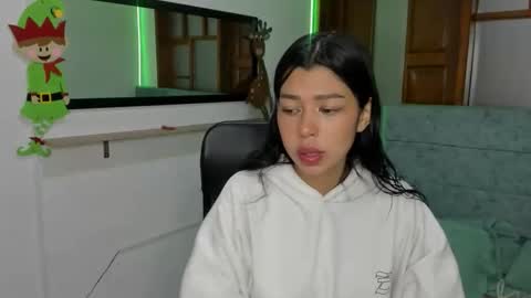 aysha_winxx online show from 19, 12, 2025