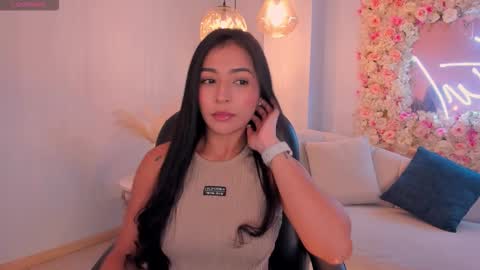 Ayshel online show from 8, 10, 2025