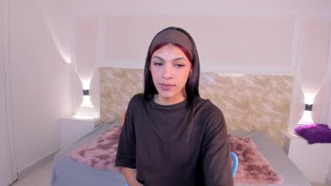 ayshelmoon online show from 10, 10, 2025
