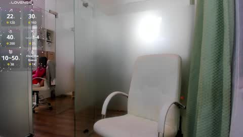 Ayumi online show from 8, 2, 2025