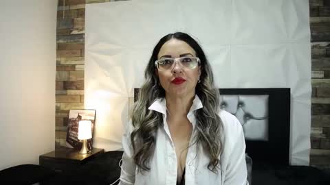 Snapshot of azaahara_ chatting on 11, 3, 2025 Azahara online show from 11, 3, 2025
