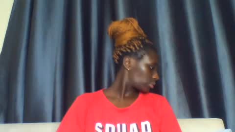 Snapshot of azaelia_iris chatting on 23, 7, 2026 azaelia_iris online show from 23, 7, 2026