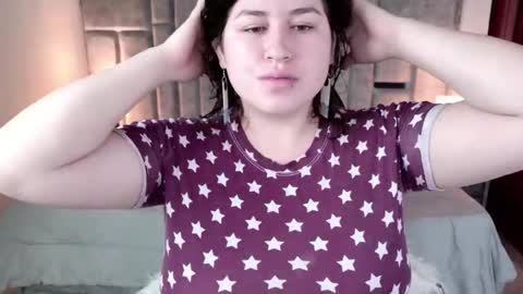 Snapshot of azul_veraa chatting on 2, 5, 2026 Azul online show from 2, 5, 2026
