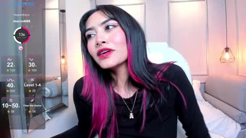 Azura online show from 6, 2, 2025