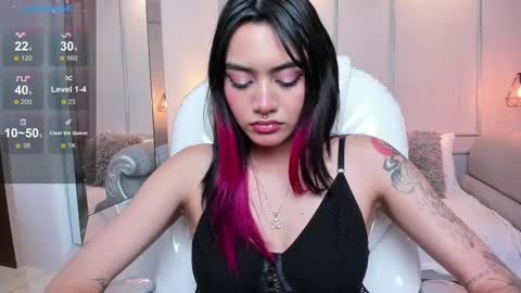 Azura online show from 19, 2, 2025