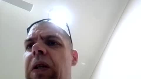 Snapshot of azza42086 chatting on 12, 1, 2026 azza42086 online show from 12, 1, 2026