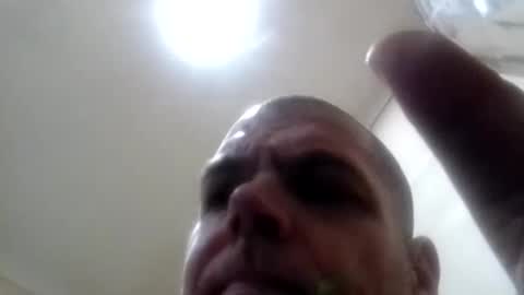 Snapshot of azza42086 chatting on 13, 1, 2026 azza42086 online show from 13, 1, 2026