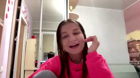 Snapshot of azzieheberly chatting on 12, 7, 2026 Niki online show from 12, 7, 2026