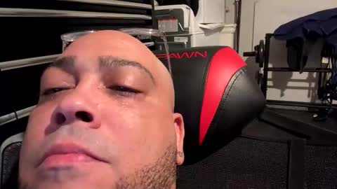 Snapshot of b1glongnhard chatting on 31, 10, 2025 b1glongnhard online show from 31, 10, 2025