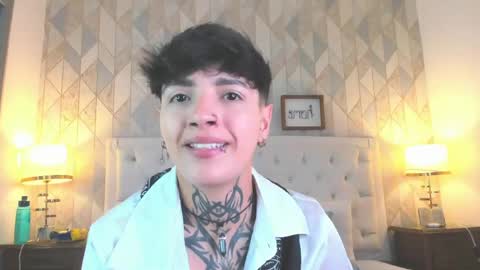 Snapshot of b3k_afrodict chatting on 13, 5, 2026 Anny online show from 13, 5, 2026