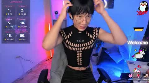 Snapshot of baaby_boyy chatting on 2, 11, 2025 odeley online show from 2, 11, 2025