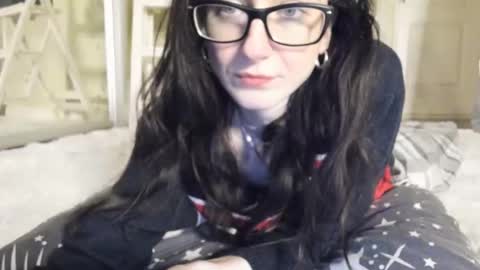 babby_jewel online show from 1, 2, 2025