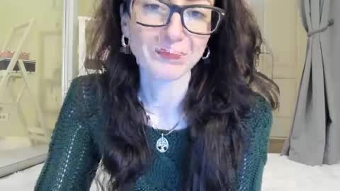 babby_jewel online show from 20, 2, 2025