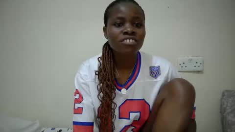 Snapshot of babby_sweethot chatting on 9, 11, 2025 Shee online show from 9, 11, 2025