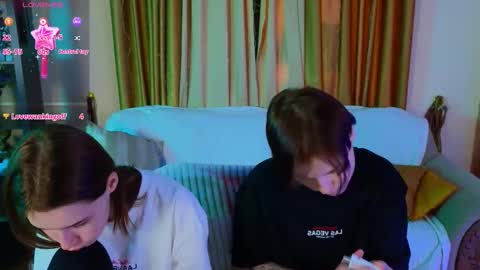 Snapshot of babees_eva chatting on 20, 12, 2025 Sweety Eva online show from 20, 12, 2025