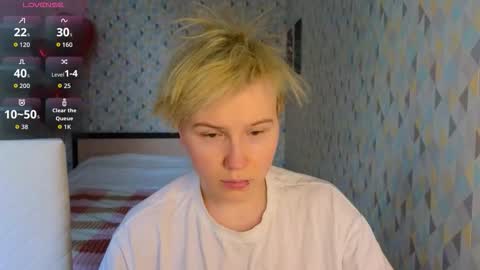 Snapshot of babees_eva chatting on 15, 2, 2026 Sweety Eva online show from 15, 2, 2026