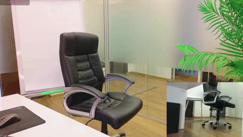 Snapshot of babesgowild chatting on 13, 2, 2025 Olivia and Lexi online show from 13, 2, 2025