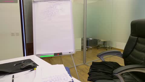 Snapshot of babesgowild chatting on 4, 3, 2025 Olivia and Lexi online show from 4, 3, 2025