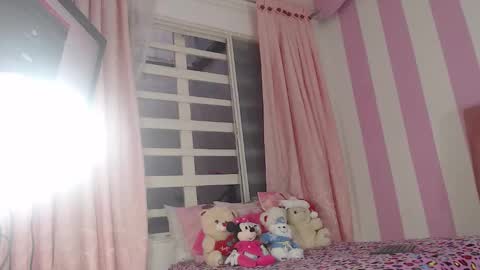 Snapshot of baby_candy22 chatting on 16, 12, 2025 zaleya online show from 16, 12, 2025