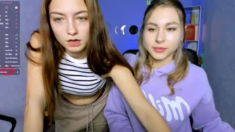 Snapshot of baby_hotte chatting on 19, 11, 2025 baby online show from 19, 11, 2025