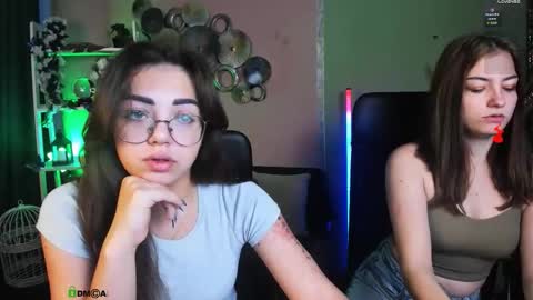 Snapshot of baby_hotte chatting on 28, 11, 2025 baby online show from 28, 11, 2025