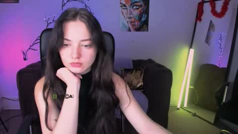 Snapshot of baby_hotte chatting on 2, 12, 2025 baby online show from 2, 12, 2025