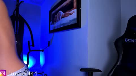 Junior       Independent Model online show from 18, 12, 2025