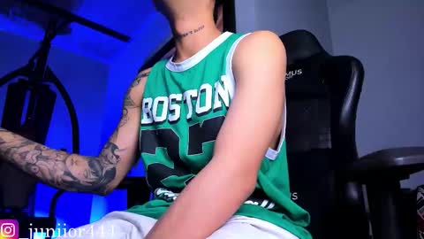 Junior       Independent Model online show from 21, 12, 2025