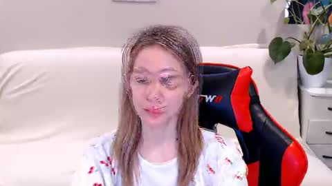 baby_kitte online show from 19, 2, 2025