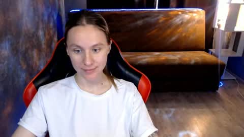 Snapshot of baby_kitte chatting on 7, 7, 2026 baby_kitte online show from 7, 7, 2026