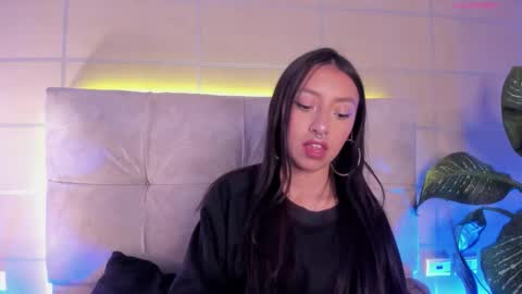 Moon online show from 5, 11, 2025