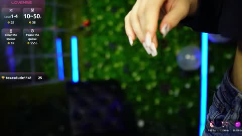 Baby Nico online show from 6, 11, 2025