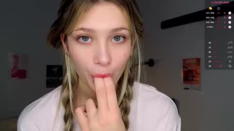 Ruth online show from 28, 9, 2025