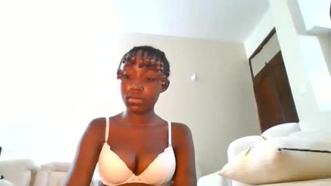 Snapshot of baby_smiler chatting on 22, 5, 2026 baby_smiler online show from 22, 5, 2026