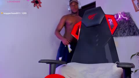 FOLLOW ME  online show from 13, 1, 2025