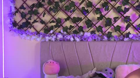 Snapshot of baby_xian chatting on 15, 12, 2024 Dani online show from 15, 12, 2024