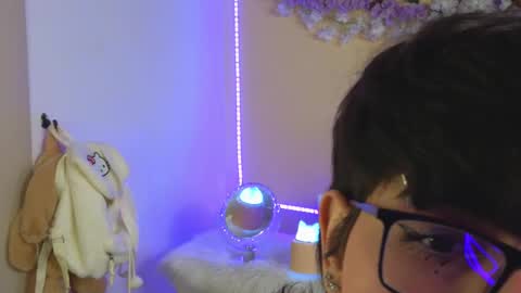 Snapshot of baby_xian chatting on 13, 2, 2025 Dani online show from 13, 2, 2025